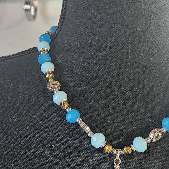 Blue and Gold Beaded Silver Tone Flower Faux Turquoise Pendant Boho 18" Necklace - Picture 4 of 16